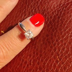 Platinum cubic zirconia size 6 ring